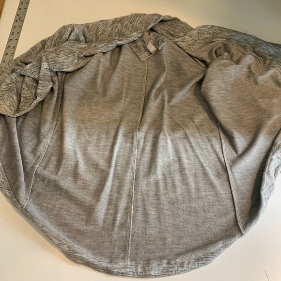 Athleta Cardigan Womens XS Extra Small Grey Nirvana Wear Two Ways Wrap Sweater - Picture 9 of 14